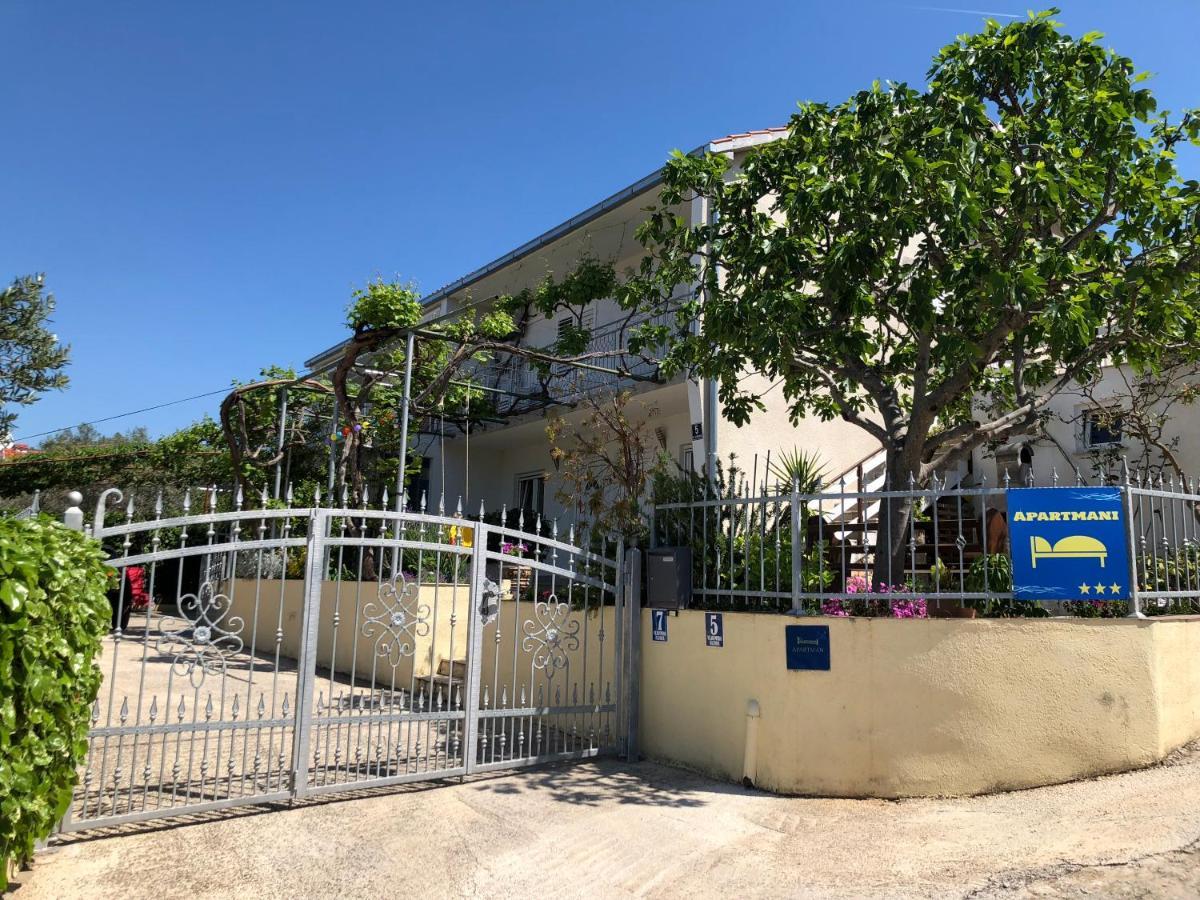 Apartmani Area Doma Trogir Exteriör bild